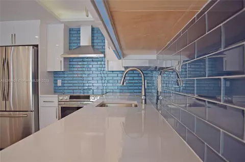 401 Ocean Dr #610, Miami Beach, FL 33139