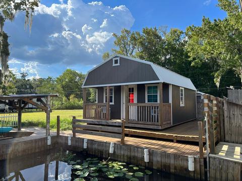 24718 Fox Rd, Astor, FL 32102