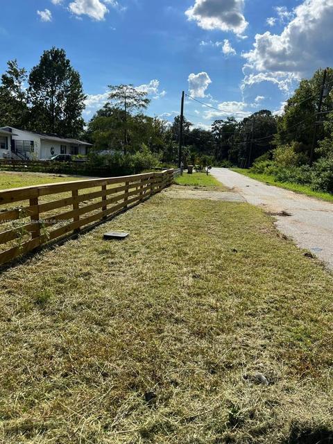 24718 Fox Rd, Astor, FL 32102 photo 35
