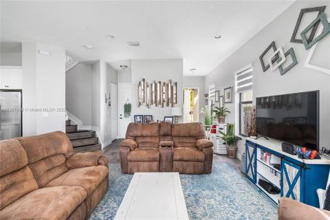 3442 W 97th Pl, Hialeah, FL 33018 photo 6