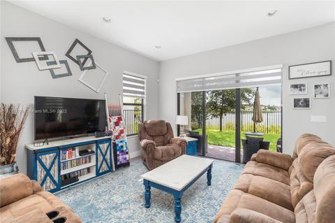 3442 W 97th Pl, Hialeah, FL 33018 photo 7