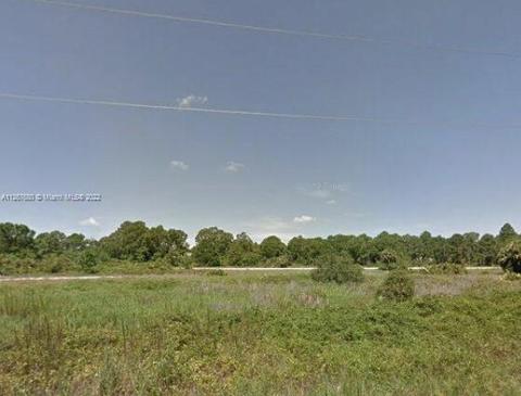 634 S Cypress Ave, Lehigh Acres, FL 33974