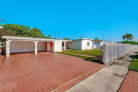 971 W 64th St, Hialeah, FL 33012 photo 1