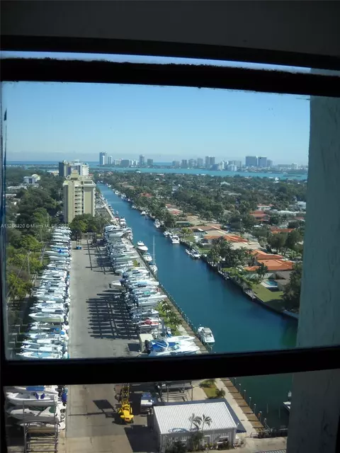 13499 Biscayne Blvd #PH1713, North Miami, FL 33181