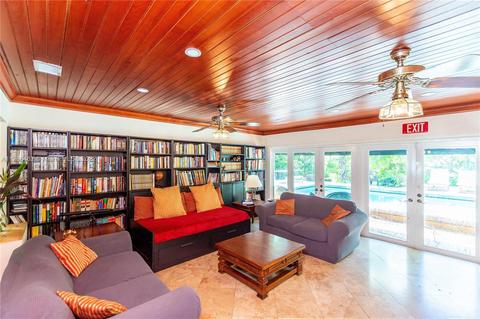 1226 Robin Ave, Miami Springs, FL 33166 photo 20