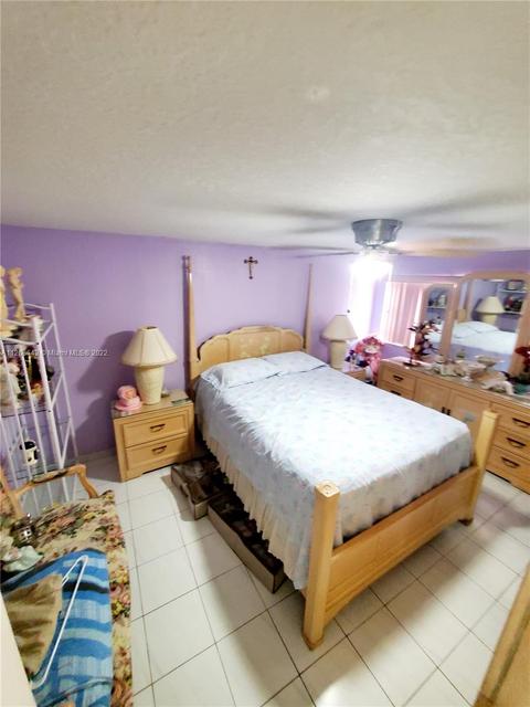 934 W 69th Pl, Hialeah, FL 33014 photo 12