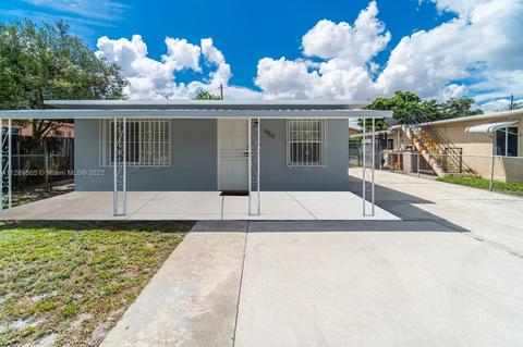 950 E 21st St, Hialeah, FL 33013 photo 1