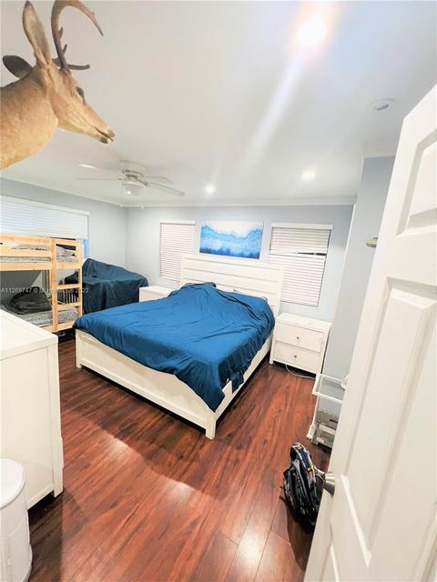 211 E 60th St, Hialeah, FL 33013 photo 4