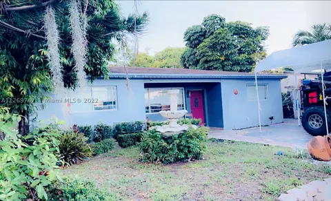 211 E 60th St, Hialeah, FL 33013 photo 1