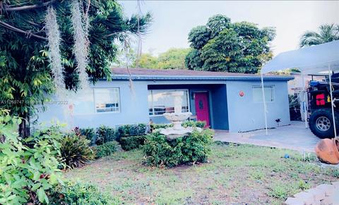 211 E 60th St, Hialeah, FL 33013 photo 1