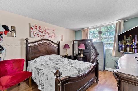 30 E 39th St #309, Hialeah, FL 33013 photo 24