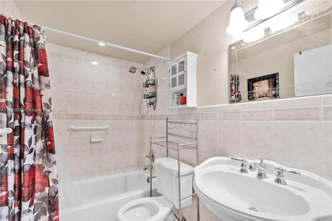 30 E 39th St #309, Hialeah, FL 33013 photo 29