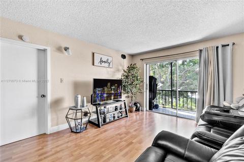 30 E 39th St #309, Hialeah, FL 33013 photo 22
