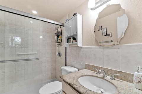30 E 39th St #309, Hialeah, FL 33013 photo 27