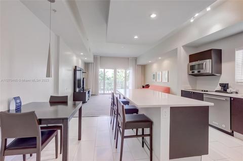 5300 NW 87th Ave #1316, Doral, FL 33178