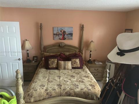 460 E 23rd St #202, Hialeah, FL 33013 photo 7