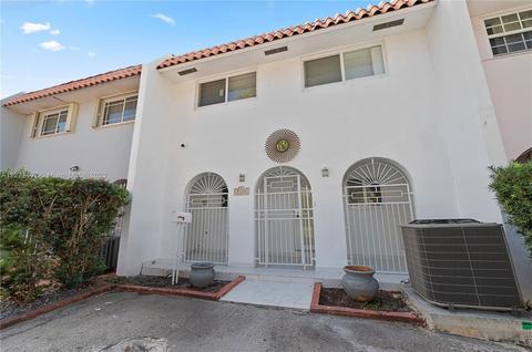 7164 W 2nd Ct, Hialeah, FL 33014 photo 4