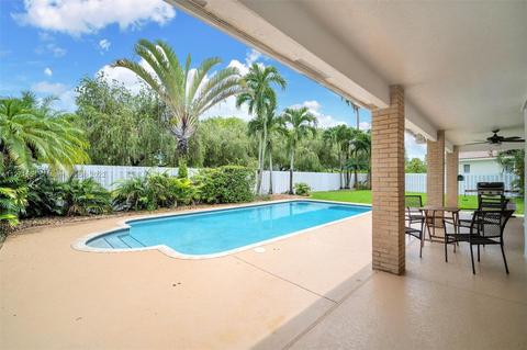 2391 SW 180th Ave, Miramar, FL 33029 photo 32