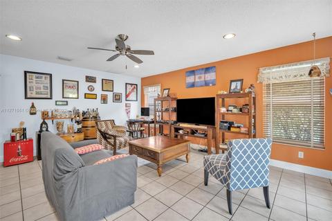 2391 SW 180th Ave, Miramar, FL 33029 photo 16