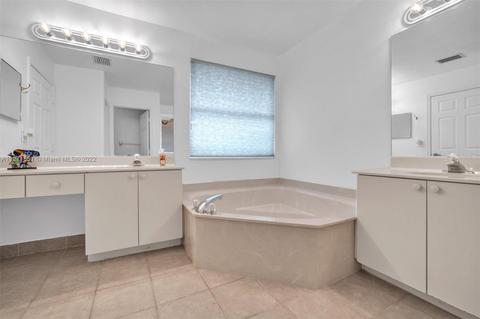 2391 SW 180th Ave, Miramar, FL 33029 photo 28