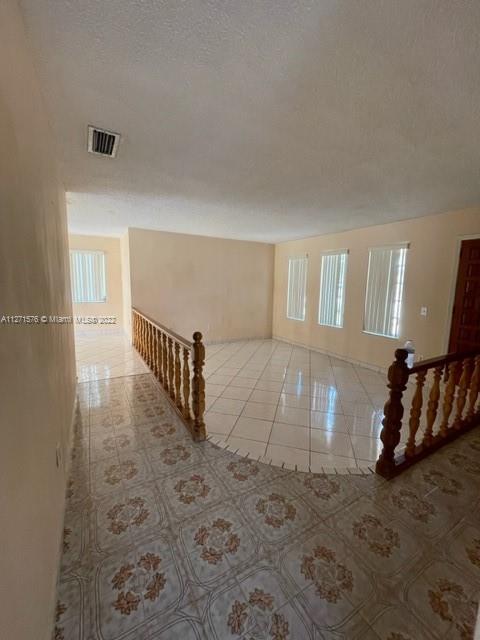 215 E 41st St, Hialeah, FL 33013 photo 7