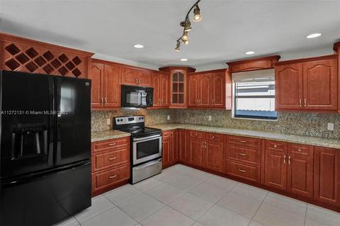 50 E 62nd St, Hialeah, FL 33013 photo 21