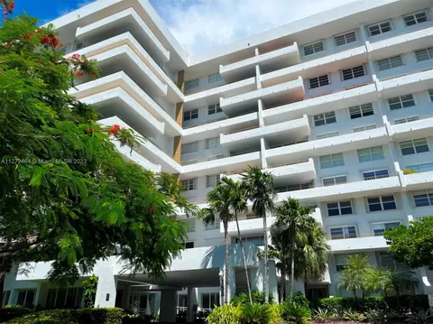 155 Ocean Lane Dr #402, Key Biscayne, FL 33149