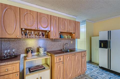 794 W 65th Dr, Hialeah, FL 33012 photo 26