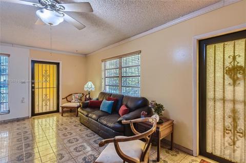 794 W 65th Dr, Hialeah, FL 33012 photo 22
