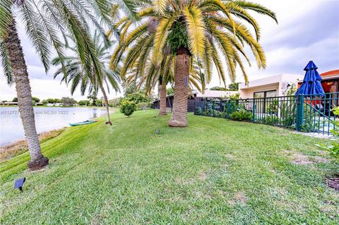 19416 E Lake Dr, Hialeah, FL 33015 photo 54