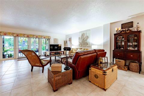 19416 E Lake Dr, Hialeah, FL 33015 photo 32