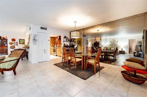 19416 E Lake Dr, Hialeah, FL 33015 photo 27