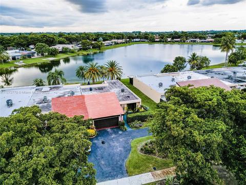 19416 E Lake Dr, Hialeah, FL 33015 photo 60