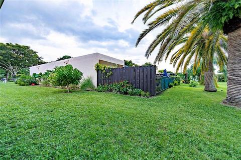 19416 E Lake Dr, Hialeah, FL 33015 photo 53