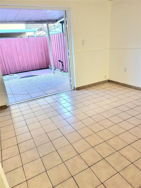 2298 W 68th St #4-2, Hialeah, FL 33016 photo 18