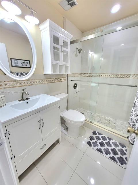 2298 W 68th St #4-2, Hialeah, FL 33016 photo 12