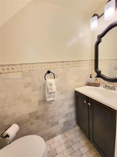2298 W 68th St #4-2, Hialeah, FL 33016 photo 16