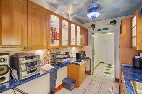 501 E 57th St, Hialeah, FL 33013 photo 15