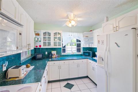 501 E 57th St, Hialeah, FL 33013 photo 7