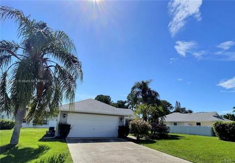 7210 SE Lillian Ct, Stuart, FL 34997 photo 3