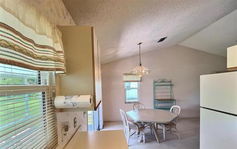 7210 SE Lillian Ct, Stuart, FL 34997 photo 6