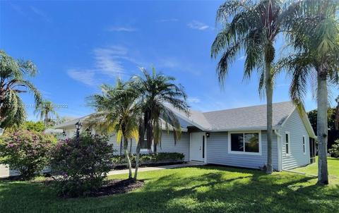7210 SE Lillian Ct, Stuart, FL 34997 photo 1