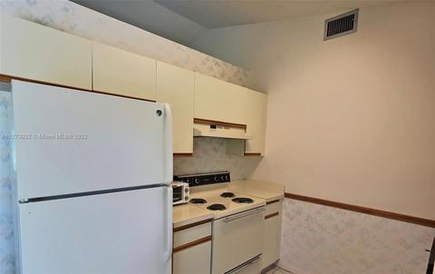 7210 SE Lillian Ct, Stuart, FL 34997 photo 5