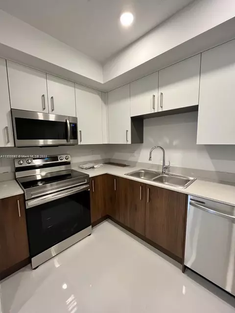 10950 NW 82 #312, Doral, FL 33178
