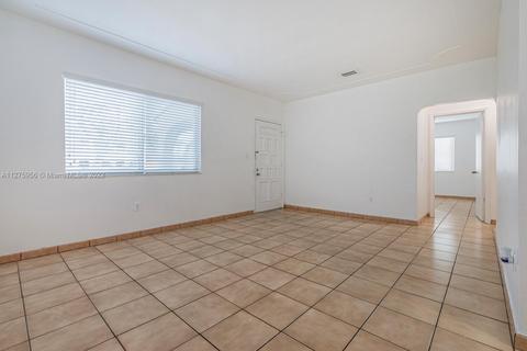 134 E 12th St, Hialeah, FL 33010 photo 4
