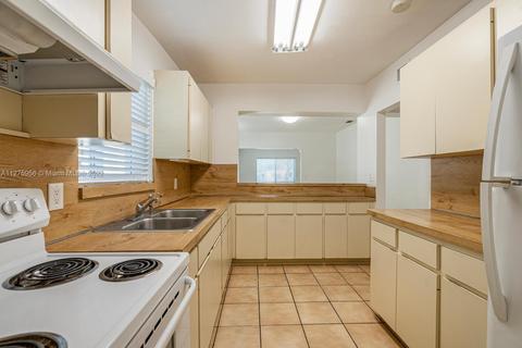 134 E 12th St, Hialeah, FL 33010 photo 9