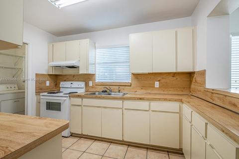 134 E 12th St, Hialeah, FL 33010 photo 8