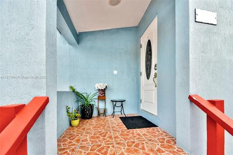 568 E 15th St, Hialeah, FL 33010 photo 5