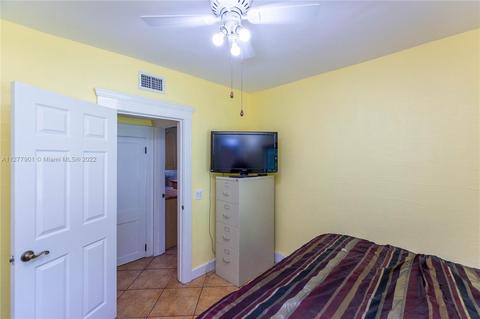 45 Olive Dr, Hialeah, FL 33010 photo 44