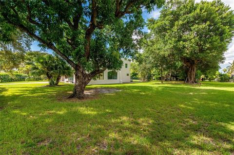 45 Olive Dr, Hialeah, FL 33010 photo 7